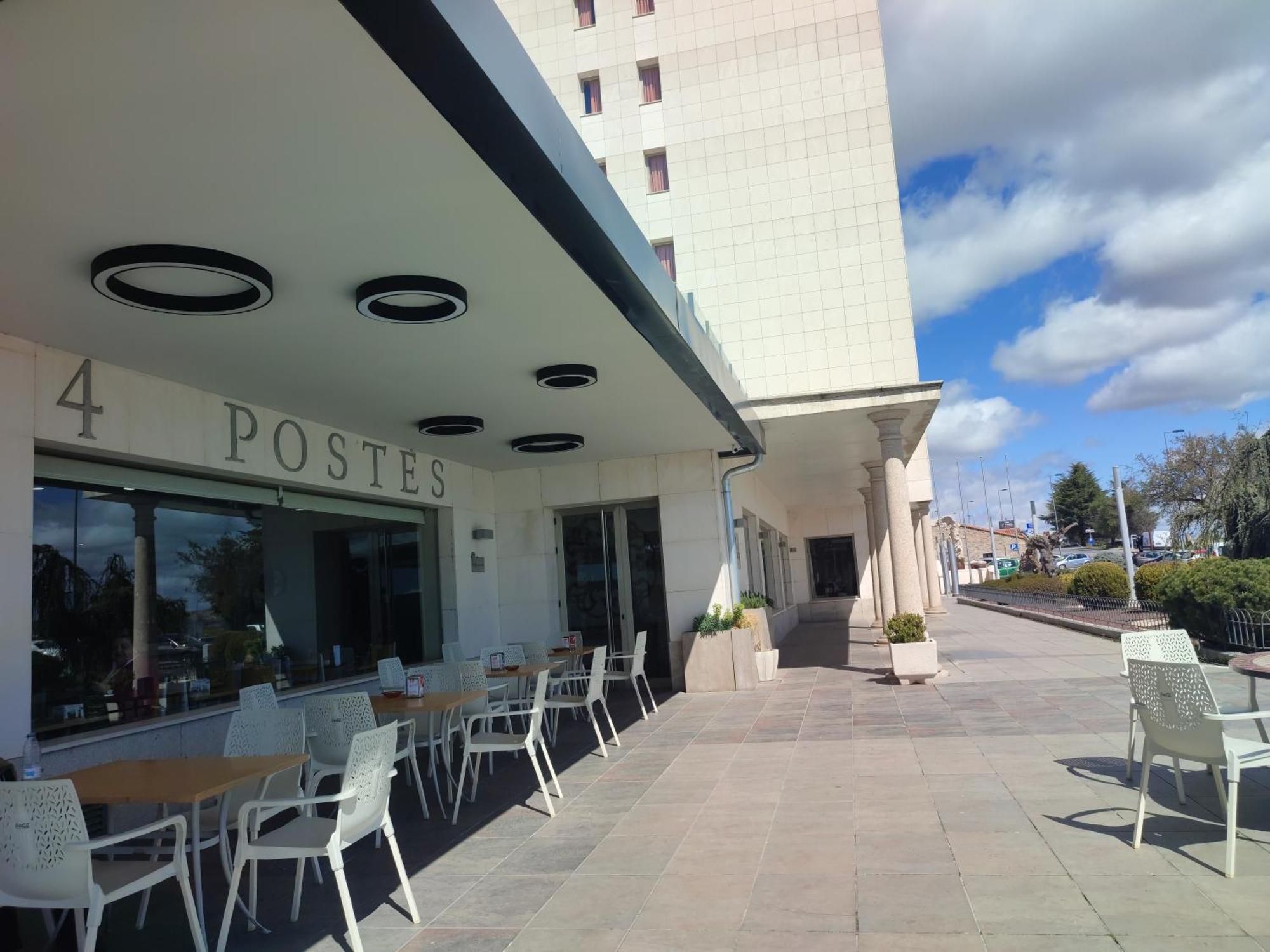 Hotel Sercotel Cuatro Postes Ávila Zewnętrze zdjęcie