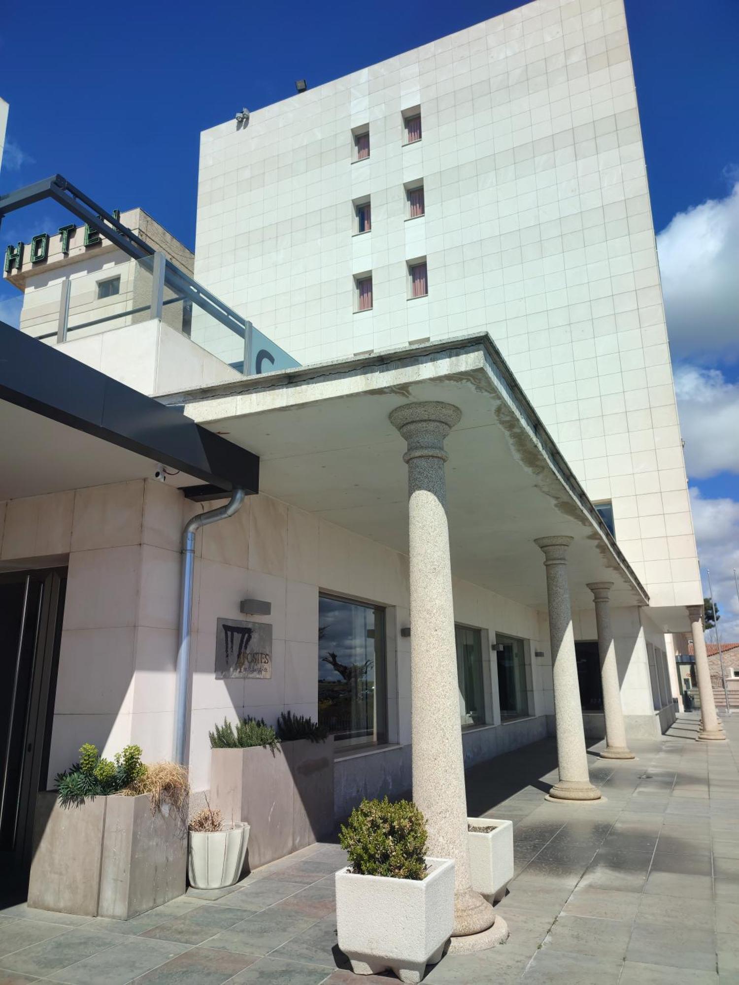 Hotel Sercotel Cuatro Postes Ávila Zewnętrze zdjęcie