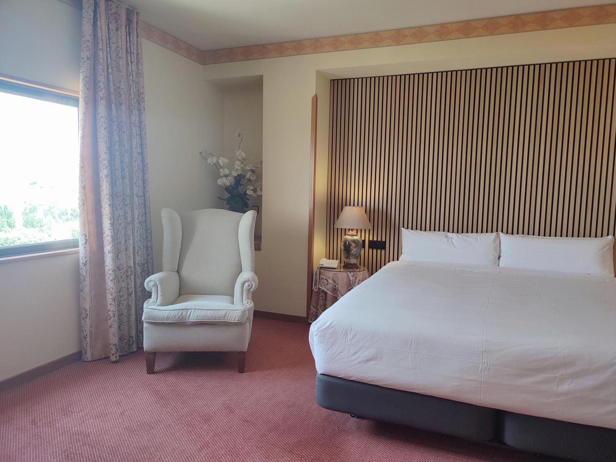 Hotel Sercotel Cuatro Postes Ávila Zewnętrze zdjęcie